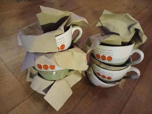 Set van kommen, een set van kopjes met oren en borden (NIEUW, Huis en Inrichting, Keuken | Servies, Nieuw, Kop(pen) en/of Schotel(s)