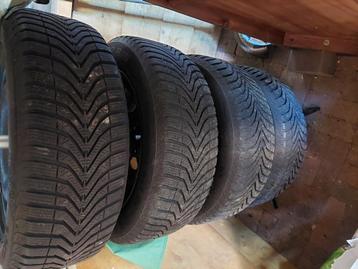 4 winterbanden Vredestein Snowtrack 185 60 R15 met velgen  beschikbaar voor biedingen