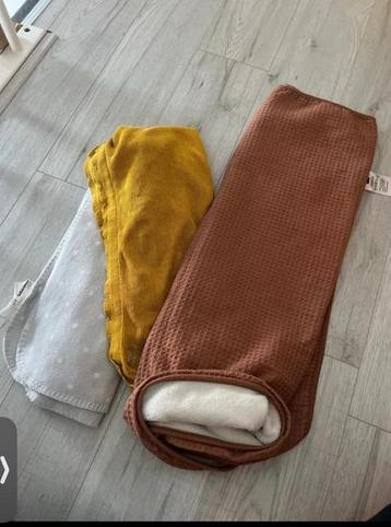 3 dekentjes baby beschikbaar voor biedingen
