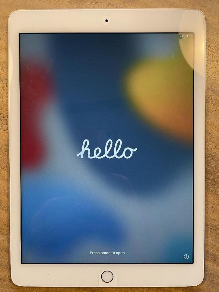 Ipad 2, Computers en Software, Apple iPads, Zo goed als nieuw, Apple iPad, Wi-Fi, 10 inch, 64 GB, Goud, Ophalen of Verzenden