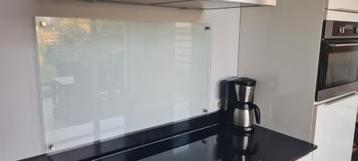 Spatplaat keuken beschikbaar voor biedingen