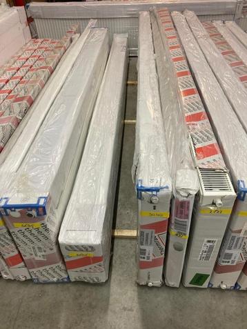 Thermrad en Brugman radiatoren 300/400 x 3000 breed T22/33 beschikbaar voor biedingen