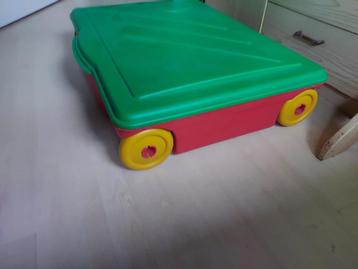 Speelgoed opbergbox beschikbaar voor biedingen