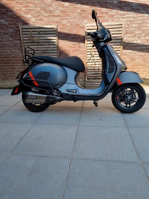 Te koop Vespa GTS 300 SuperSport, Motoren, Motoren | Piaggio, Particulier, Scooter, 12 t/m 35 kW, 1 cilinder, Ophalen