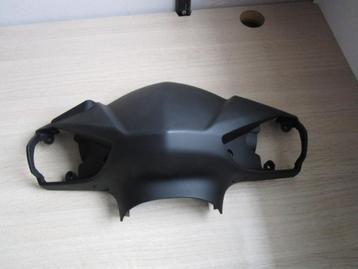 Nr.213: Stuurkap voor Kymco Agility 50/125 FR Nieuw, mat zwa beschikbaar voor biedingen