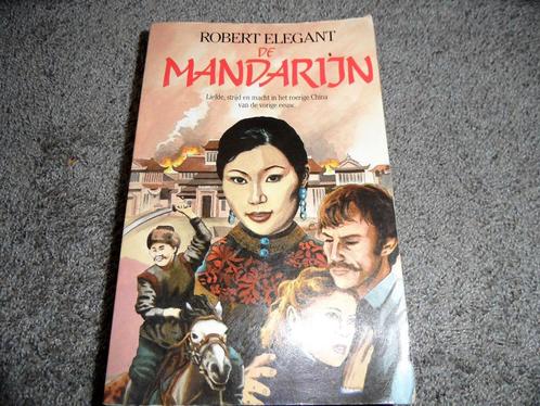 De Mandarijn van Robert Elegant, Boeken, Romans, Zo goed als nieuw, Amerika, Ophalen of Verzenden