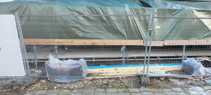 Bouwhekken plus voeten, Doe-het-zelf en Verbouw, Hang- en Sluitwerk, Gebruikt, Overige typen, IJzer, Ophalen