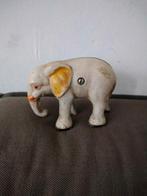 Oude gietijzeren spaarpot olifant, Verzamelen, Spaarpotten, Ophalen of Verzenden, Gebruikt, Dier