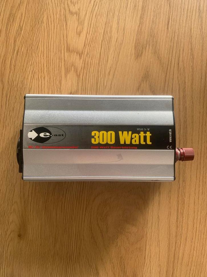 E-ast 300W Omvormer, Caravans en Kamperen, Camper-accessoires, Gebruikt, Ophalen of Verzenden