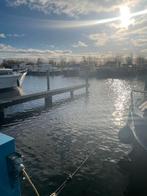 Ligplaats in Jachthaven Kaagdorp, Lente, Buiten