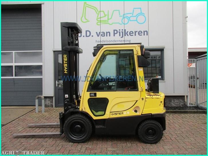 Hyster H2.50FT diesel 2016 8718uur 4x hydrauliek + cabine, Zakelijke goederen, Machines en Bouw | Heftrucks en Intern transport