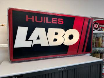 Vintage Huiles Labo Lichtbak XL beschikbaar voor biedingen