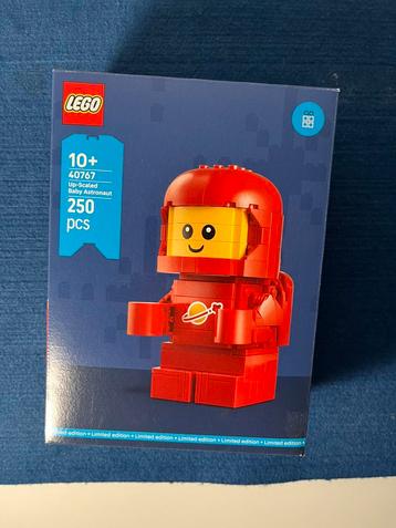Lego 40767 upscaled baby astronaut beschikbaar voor biedingen