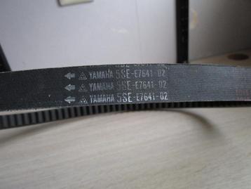Nr.202: V-snaar Yamaha 5SE-E7641-02 voor X-max 250 beschikbaar voor biedingen