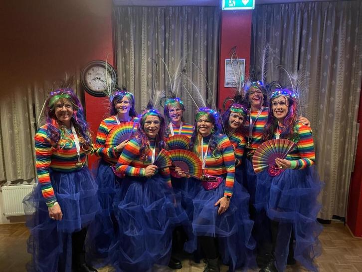Loopgroep 9 pauwenjurken, compleet met accessoires, Kleding | Dames, Carnavalskleding en Feestkleding, Gedragen, Kleding, Carnaval