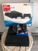 PlayStation 4 slim incl. 2 controllers en 1TB (harde schijf), Spelcomputers en Games, Spelcomputers | Sony PlayStation 4, Met 2 controllers