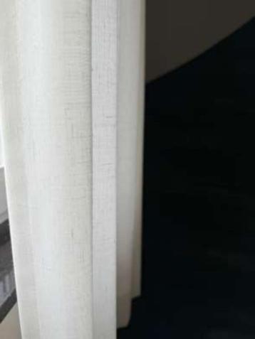 Overgordijnen wit beschikbaar voor biedingen