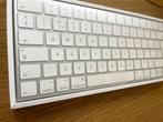 Apple keyboard A1644, white, Toetsenbord en muis-set, Ophalen of Verzenden, Zo goed als nieuw, Draadloos