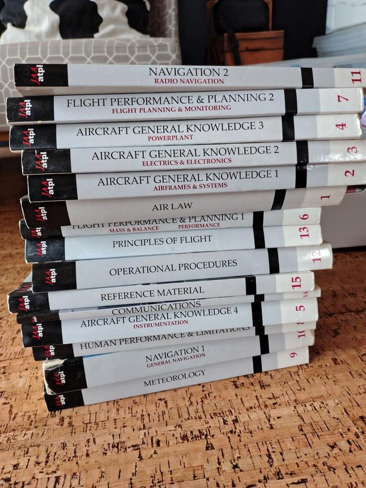 Complete ATPL Boeken Set, Boeken, Studieboeken en Cursussen, Gelezen, Overige niveaus, Beta, Ophalen of Verzenden