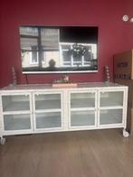 Wit industrieel tv meubel op wieltjes, Huis en Inrichting, Kasten | Televisiemeubels, Gebruikt, 150 tot 200 cm, Ophalen of Verzenden