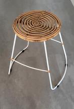 Designkruk met rotan zitting, Ophalen, Zo goed als nieuw, Hout