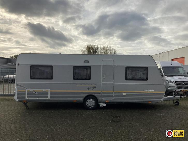 Dethleffs Camper Lifestyle 590 S mover/voortent, Caravans en Kamperen, Caravans, Bedrijf, tot en met 4, Rondzit, Dethleffs, Frans bed