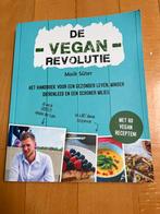 De Vegan Revolutie - Maik Suter, Voorgerechten en Soepen, Ophalen of Verzenden, Zo goed als nieuw, Gezond koken