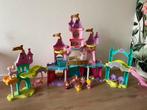 Vtech kasteel met poppetjes en paarden, Ophalen, Zo goed als nieuw