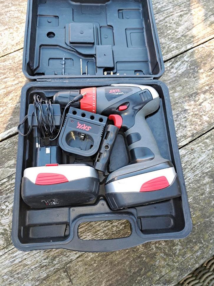 Skil Accu Schroefboormachine - Zo goed als nieuw!, Doe-het-zelf en Verbouw, Gereedschap | Boormachines, Zo goed als nieuw, Boor- en Schroefmachine
