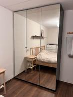 Ikea PAX kast 3-deurs, Ophalen, 100 tot 150 cm, 200 cm of meer, Zo goed als nieuw