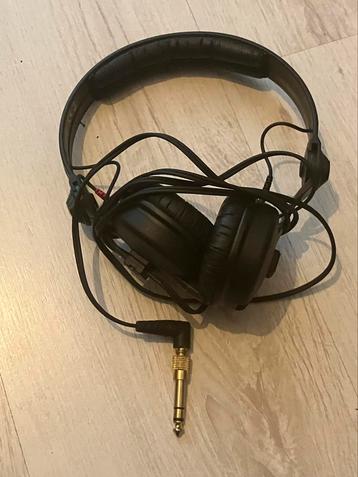Sennheiser HD25 DJ Headphones beschikbaar voor biedingen
