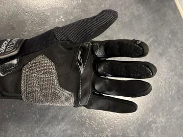 Motorhandschoenen M/9 beschikbaar voor biedingen