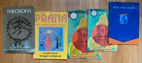5 SPIRITUELE TIJDSCHRIFTEN - Karma Praha Theosofia Evolution, Boeken, Esoterie en Spiritualiteit, Gelezen, Achtergrond en Informatie