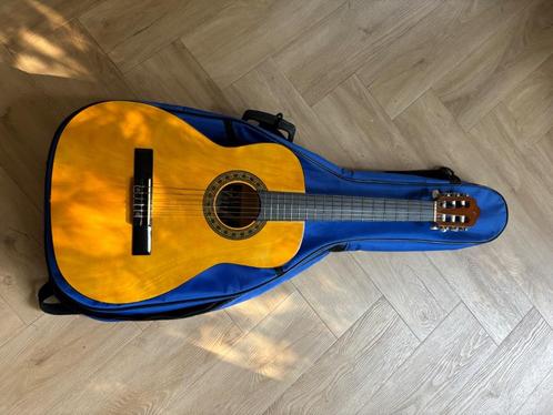 Klassiek Gitaar Valencia (Kleine maat senorita) + mooie hoes, Muziek en Instrumenten, Snaarinstrumenten | Gitaren | Akoestisch