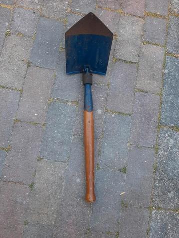 Divers tuingereedschap  beschikbaar voor biedingen