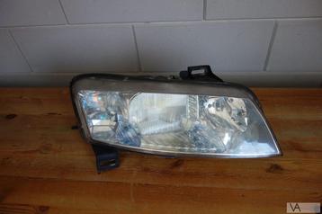 Koplamp rechts Fiat Stilo 2001-2006 XENON 467588090 €150 beschikbaar voor biedingen