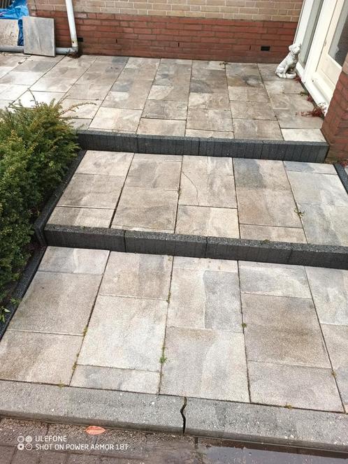 Oprit reinigen met hogedruk | Milieuvriendelijk |, Diensten en Vakmensen, Tuinmannen en Stratenmakers, Bestrating, Tuinonderhoud of Snoeiwerk