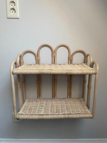 Rotand hangnachtkastjes 2 stuks ZGAN (prijs per stuk)