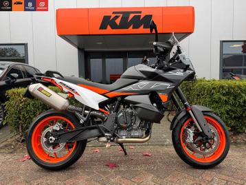 KTM 890 SMT (bj 2024 model 2025) beschikbaar voor biedingen