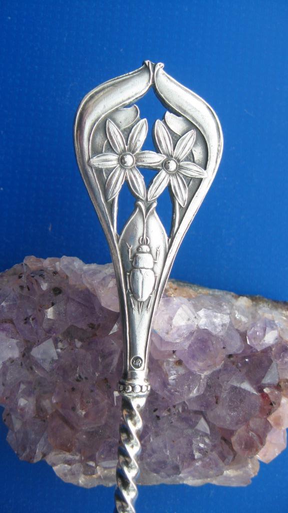 Zilveren en gestileerde natfruit lepel., Antiek en Kunst, Antiek | Goud en Zilver, Zilver, Verzenden