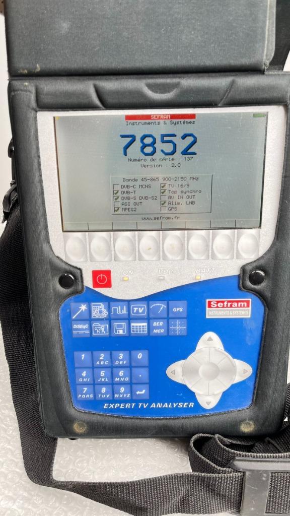 SEFRAM TV Analyzer 7852 – Professionele TV-meetapparatuur, Doe-het-zelf en Verbouw, Meetapparatuur, Gebruikt, Overige meters, Ophalen of Verzenden