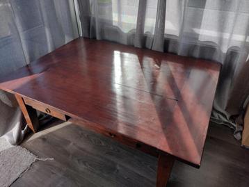 Salontafel, gratis af te halen. beschikbaar voor biedingen