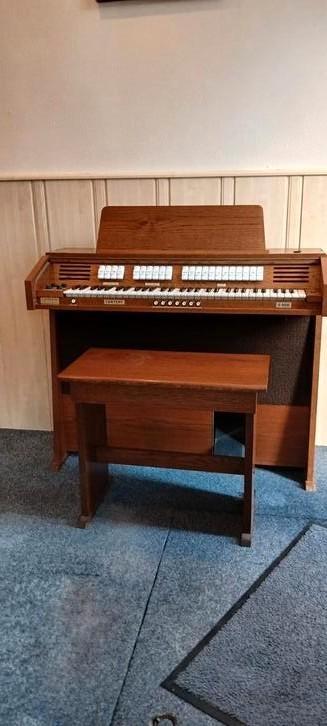 Prachtig digitaal orgel Content d900 beschikbaar voor biedingen
