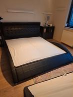 Bed (bedombouw) 1.80x2.00 zwart imitatieleer in prima staat, Ophalen, Overige materialen, Zwart, Tweepersoons