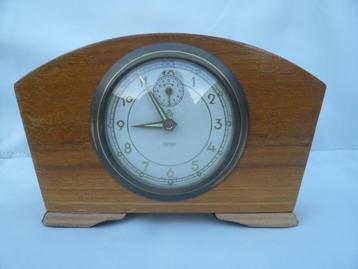 Art deco Peter tafel klok/wekker hout beschikbaar voor biedingen