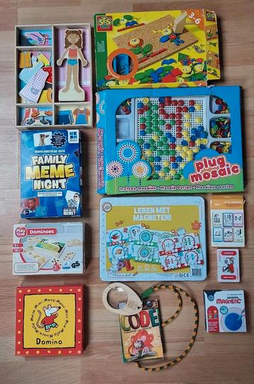 Spelletjes en knutsel werken  beschikbaar voor biedingen