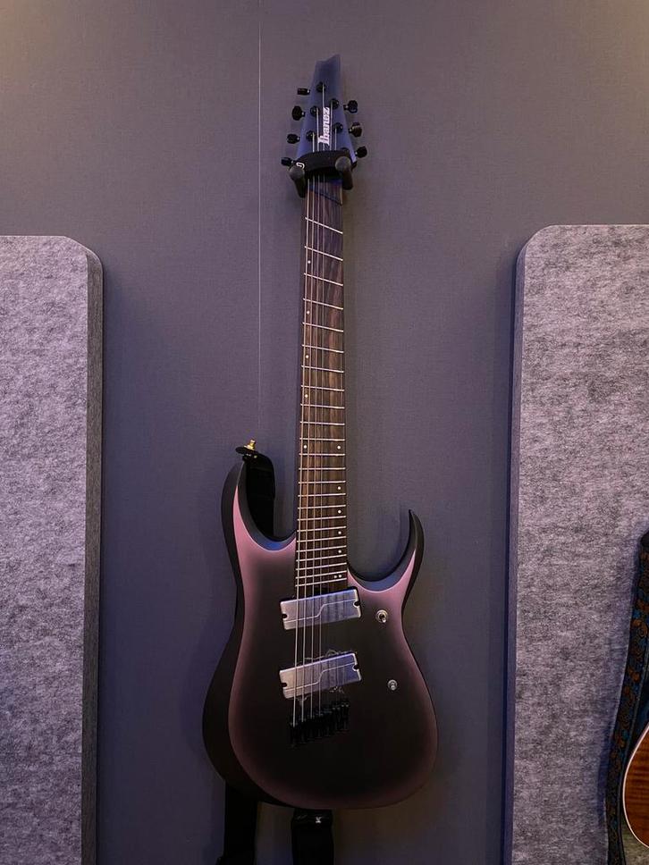 Ibanez 7 string Axion Label RGD71ALMS, Muziek en Instrumenten, Snaarinstrumenten | Gitaren | Elektrisch, Zo goed als nieuw, Solid body