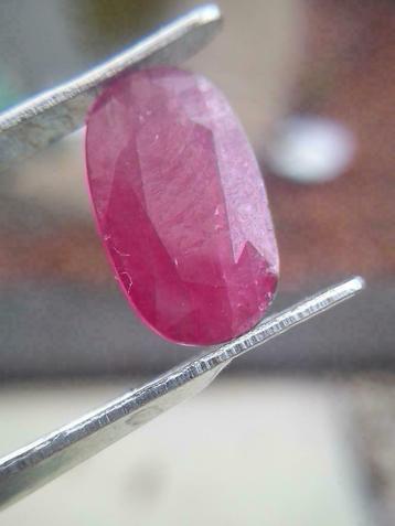 Robijn 2.27 ct beschikbaar voor biedingen