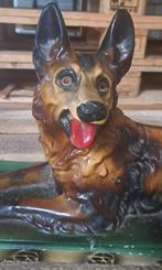 Brocante gips beeld herder hond liggend, Ophalen of Verzenden