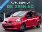 Toyota Aygo 1.0-12V|3D|Rood|Nieuw APK, Voorwielaandrijving, Gebruikt, 765 kg, 4 stoelen